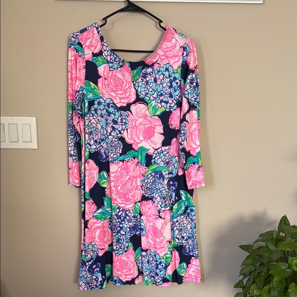 Lilly Pulitzer stretchy flowy dress
